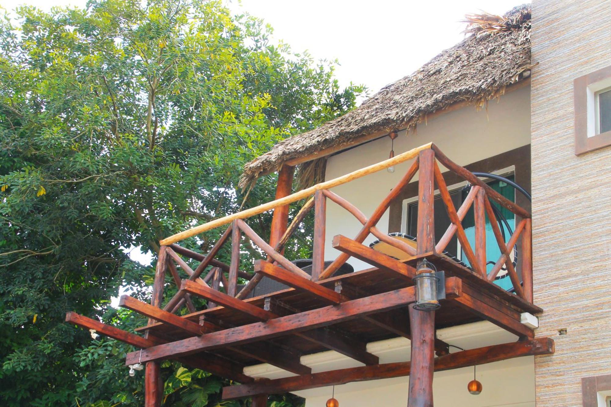 Hotel Pancho Villas Bacalar - Free Bikes And Paddles エクステリア 写真