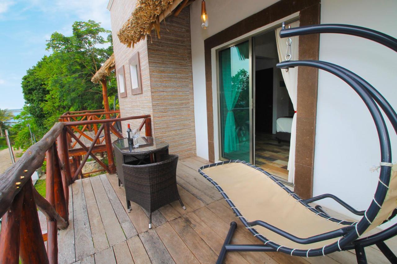 Hotel Pancho Villas Bacalar - Free Bikes And Paddles エクステリア 写真