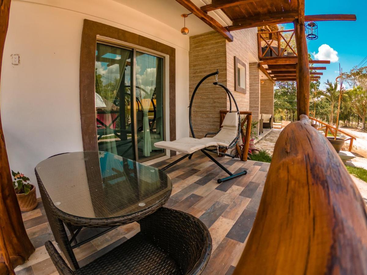 Hotel Pancho Villas Bacalar - Free Bikes And Paddles エクステリア 写真