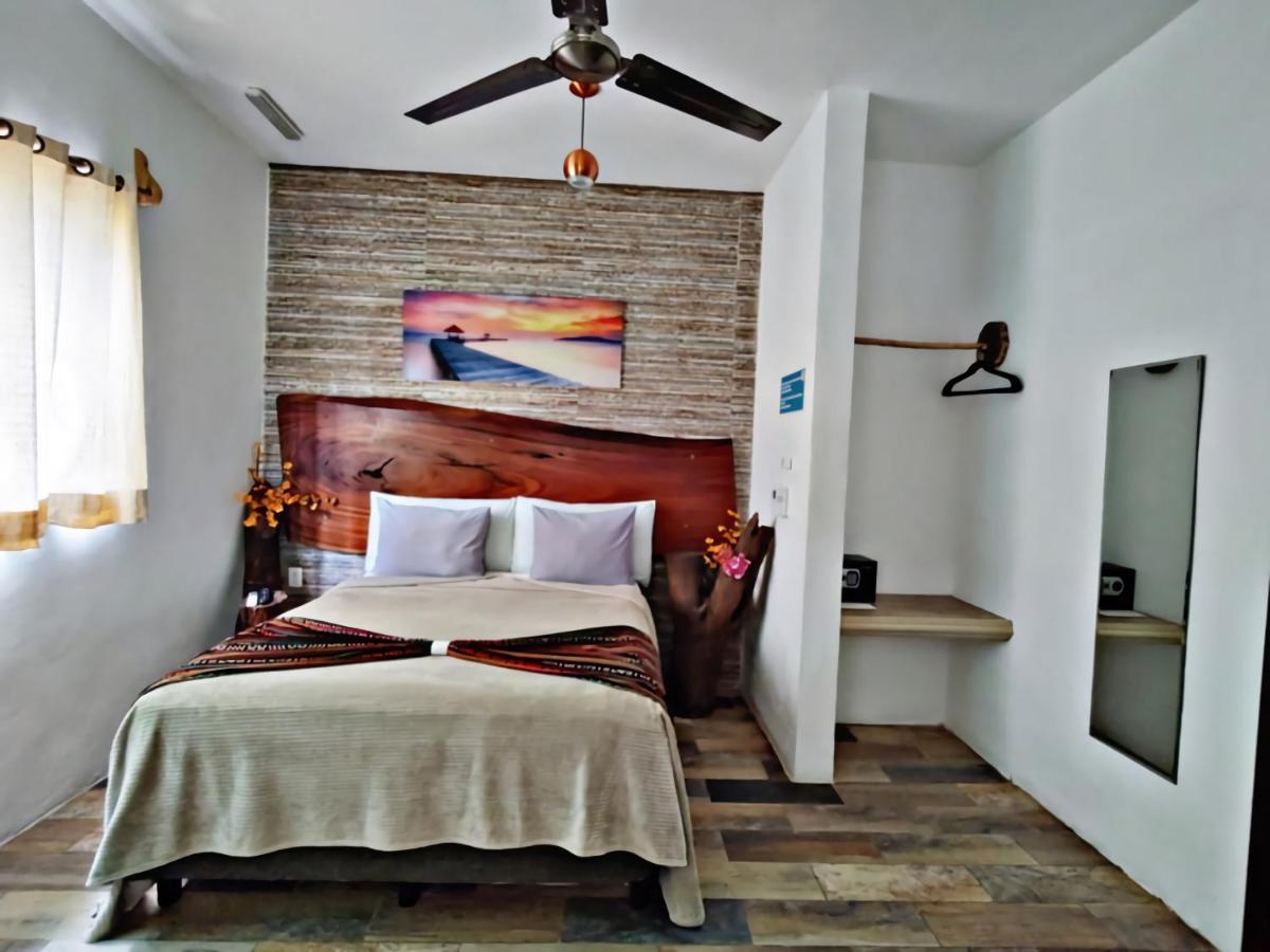 Hotel Pancho Villas Bacalar - Free Bikes And Paddles エクステリア 写真