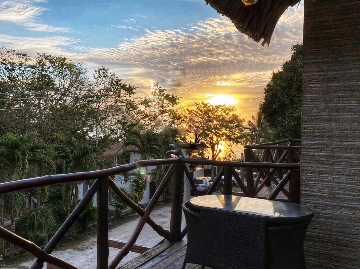 Hotel Pancho Villas Bacalar - Free Bikes And Paddles エクステリア 写真