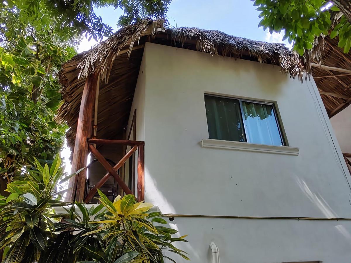 Hotel Pancho Villas Bacalar - Free Bikes And Paddles エクステリア 写真