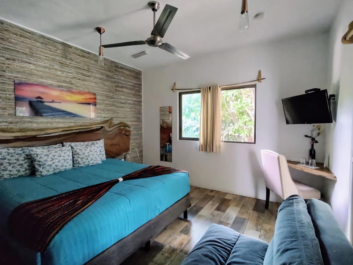 Hotel Pancho Villas Bacalar - Free Bikes And Paddles エクステリア 写真