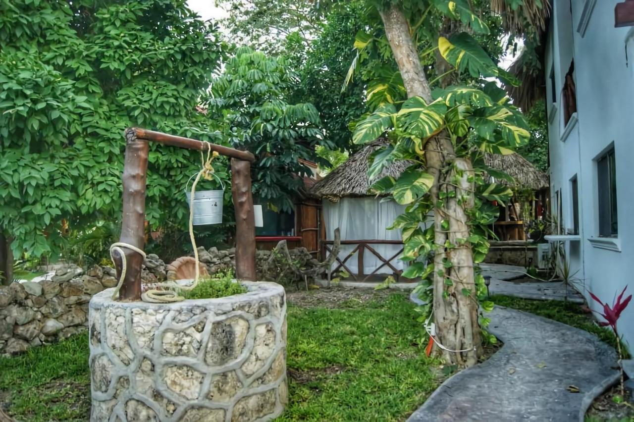 Hotel Pancho Villas Bacalar - Free Bikes And Paddles エクステリア 写真