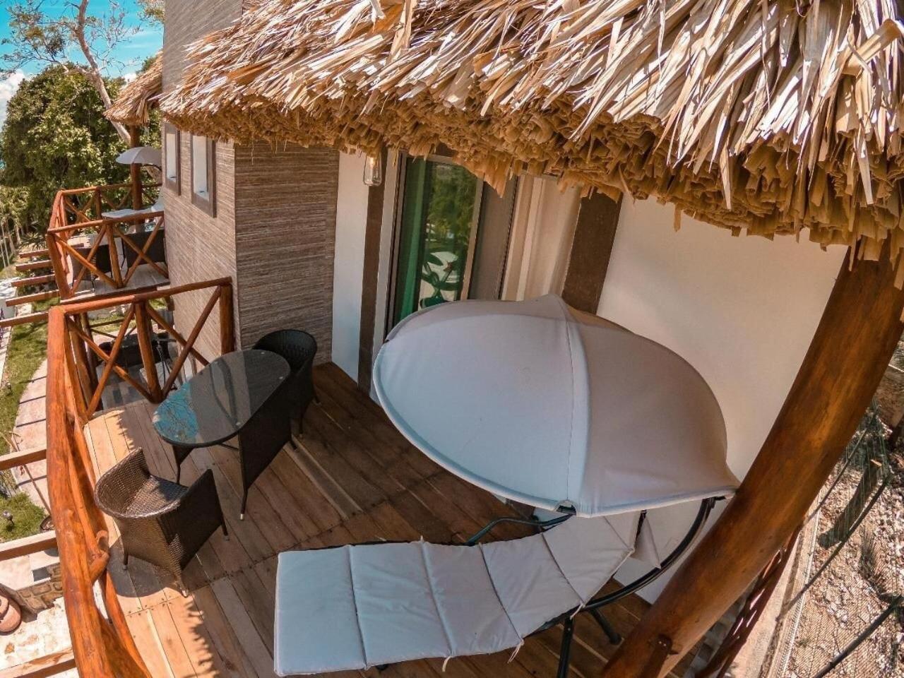 Hotel Pancho Villas Bacalar - Free Bikes And Paddles エクステリア 写真